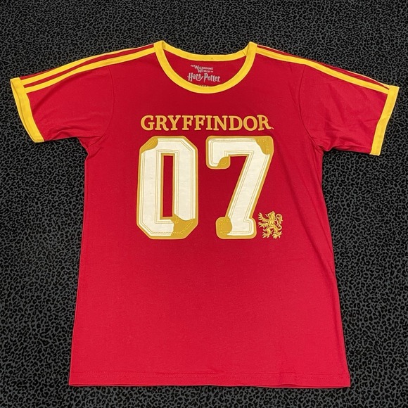 Universal Studios Hollywood Other - Universal Studios Harry Potter T-Shirt XS Gryffindor Quidditch Ringer Jersey